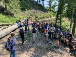 AD6155B7-E13B-46C8-B21A-79A19D2BFE4B